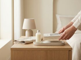 How to Keep Your Nightstand from Becoming a Catch-All 44 How to Keep Your Nightstand from Becoming a Catch-All