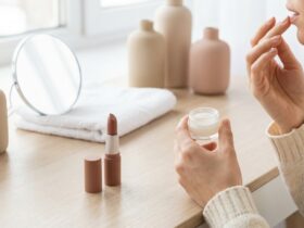 How to Make Lipstick Last Longer Without Drying Lips 42 How to Make Lipstick Last Longer Without Drying Lips