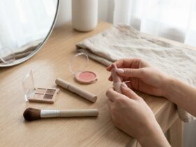 Simple Party Makeup Look with Just 5 Products 45 Simple Party Makeup Look with Just 5 Products